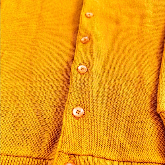 The Men's Store Yellow vintage Cardigan Sweater V-Neck Knit NWOT - Picture 9 of 9